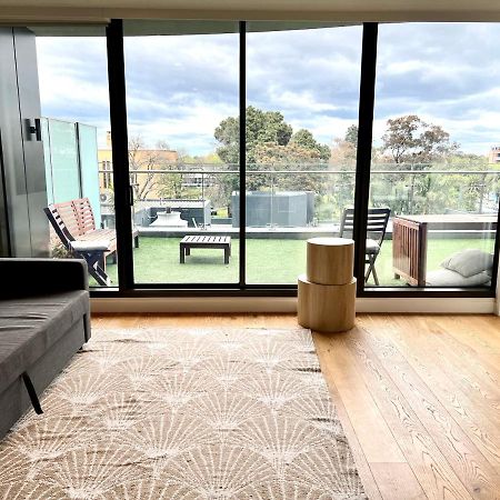 Readyset Apartments At Emerald Melbourne Zewnętrze zdjęcie