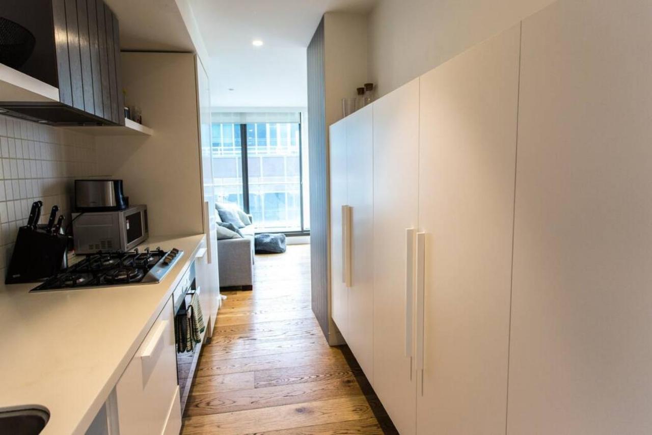 Readyset Apartments At Emerald Melbourne Zewnętrze zdjęcie