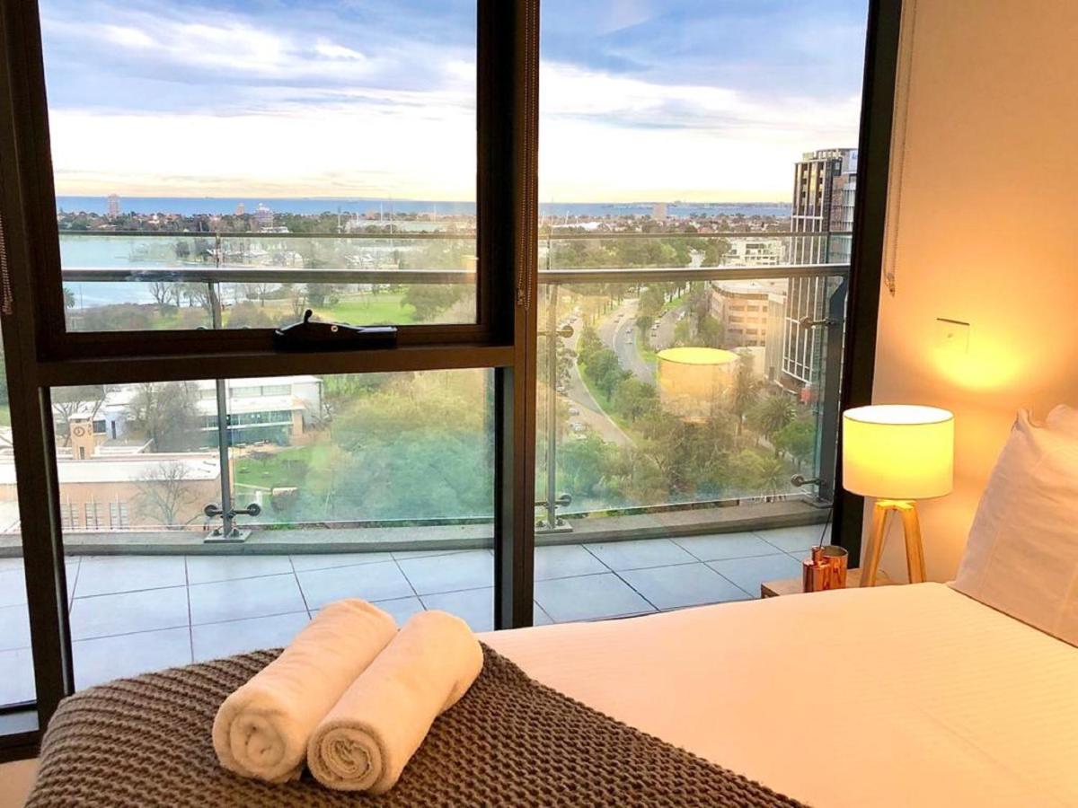 Readyset Apartments At Emerald Melbourne Zewnętrze zdjęcie