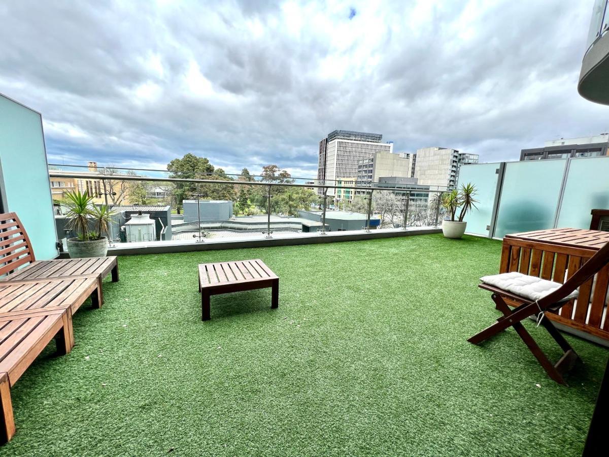 Readyset Apartments At Emerald Melbourne Zewnętrze zdjęcie