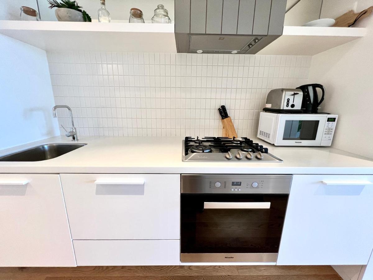 Readyset Apartments At Emerald Melbourne Zewnętrze zdjęcie